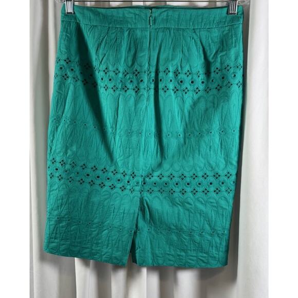 Ann Taylor LOFT Eyelets Pencil Skirt, Green, Sz: 8, 64-52 - Picture 15 of 16